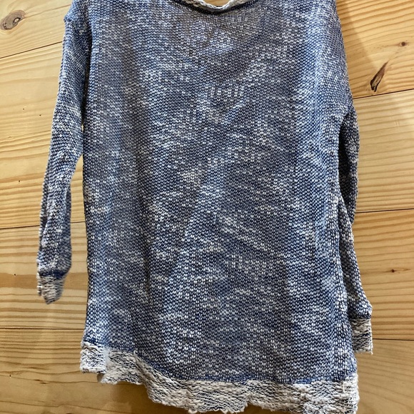 Sweater - Picture 3 of 4